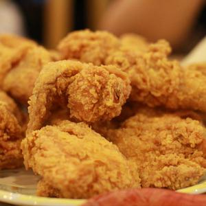 国产精品自在拍一区二区av
